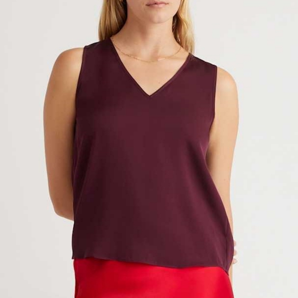 NWT! Quince Washable Stretch Silk Tank Top Burgundy Wine V-Neck Medium